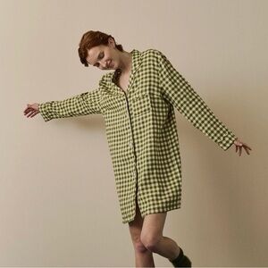 Piglet in bed Light Blue and White Gingham linen night shirt. Size medium.